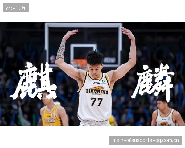 CBA球员隔扣上演力量与美感并存，燃爆篮球激情