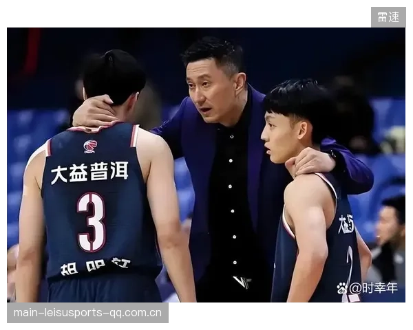 CBA福建突破分球配合顺畅拿下关键两分